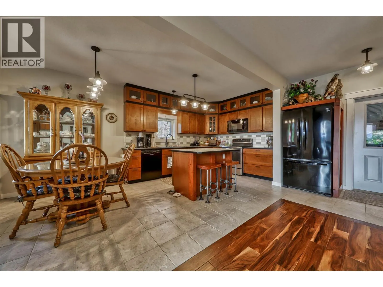 2770 Perris Road