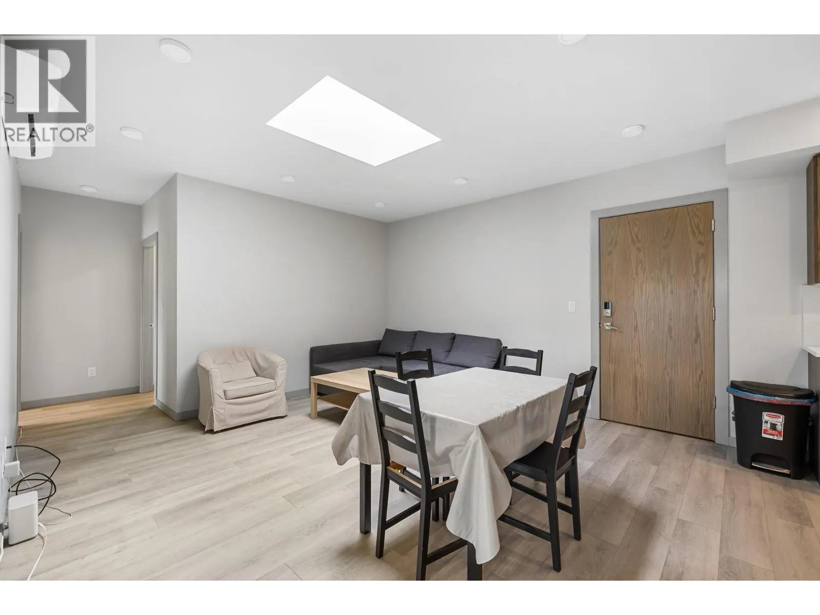 345 Dougall Road Unit# PH9