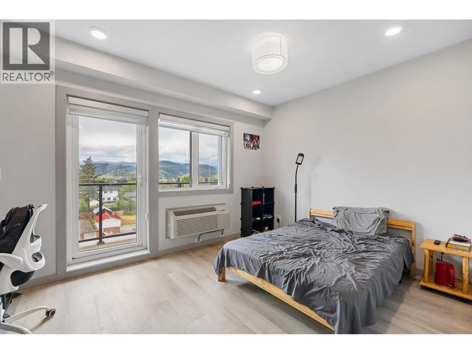 345 Dougall Road Unit# PH9