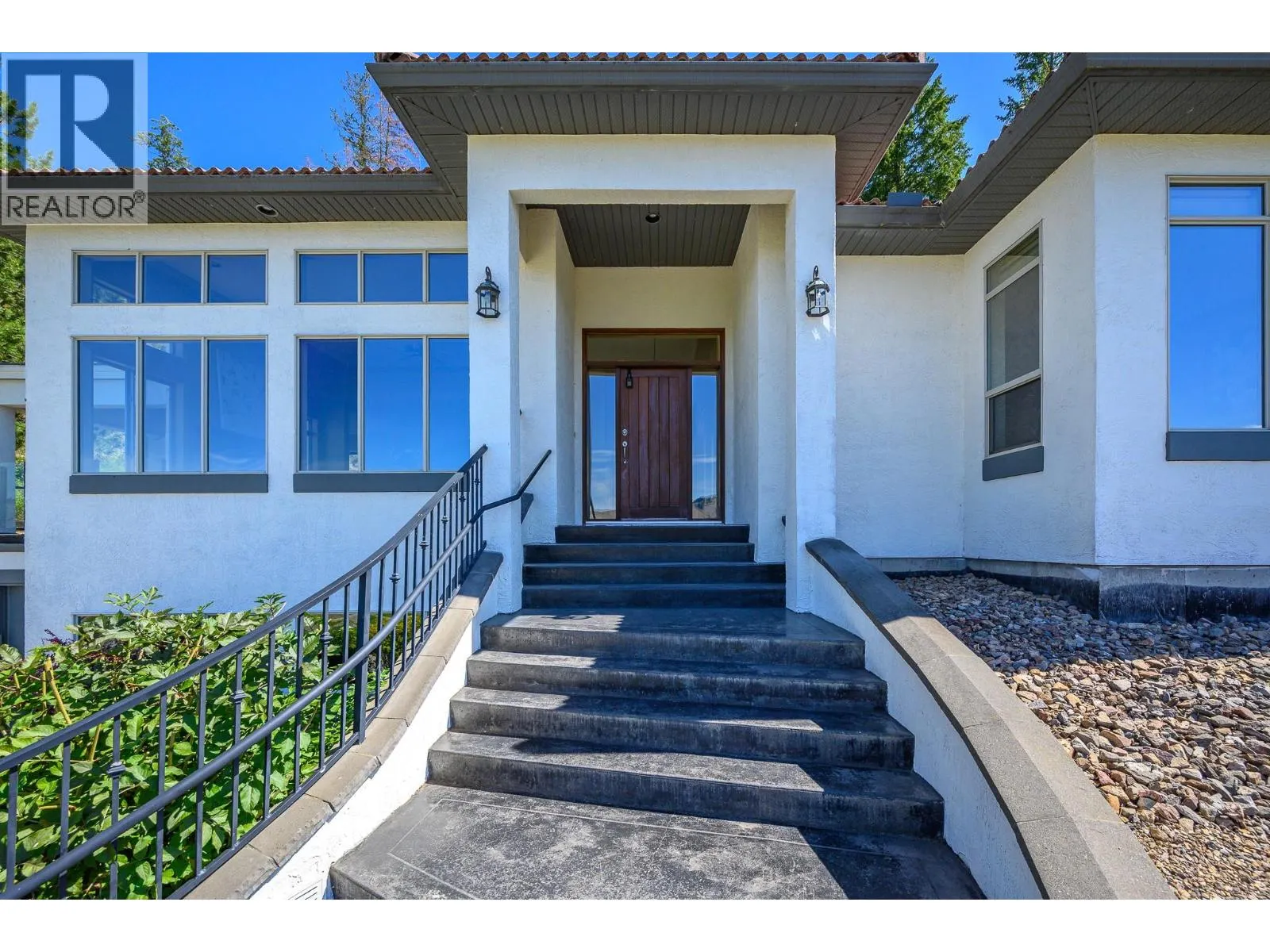 200 Melrose Court