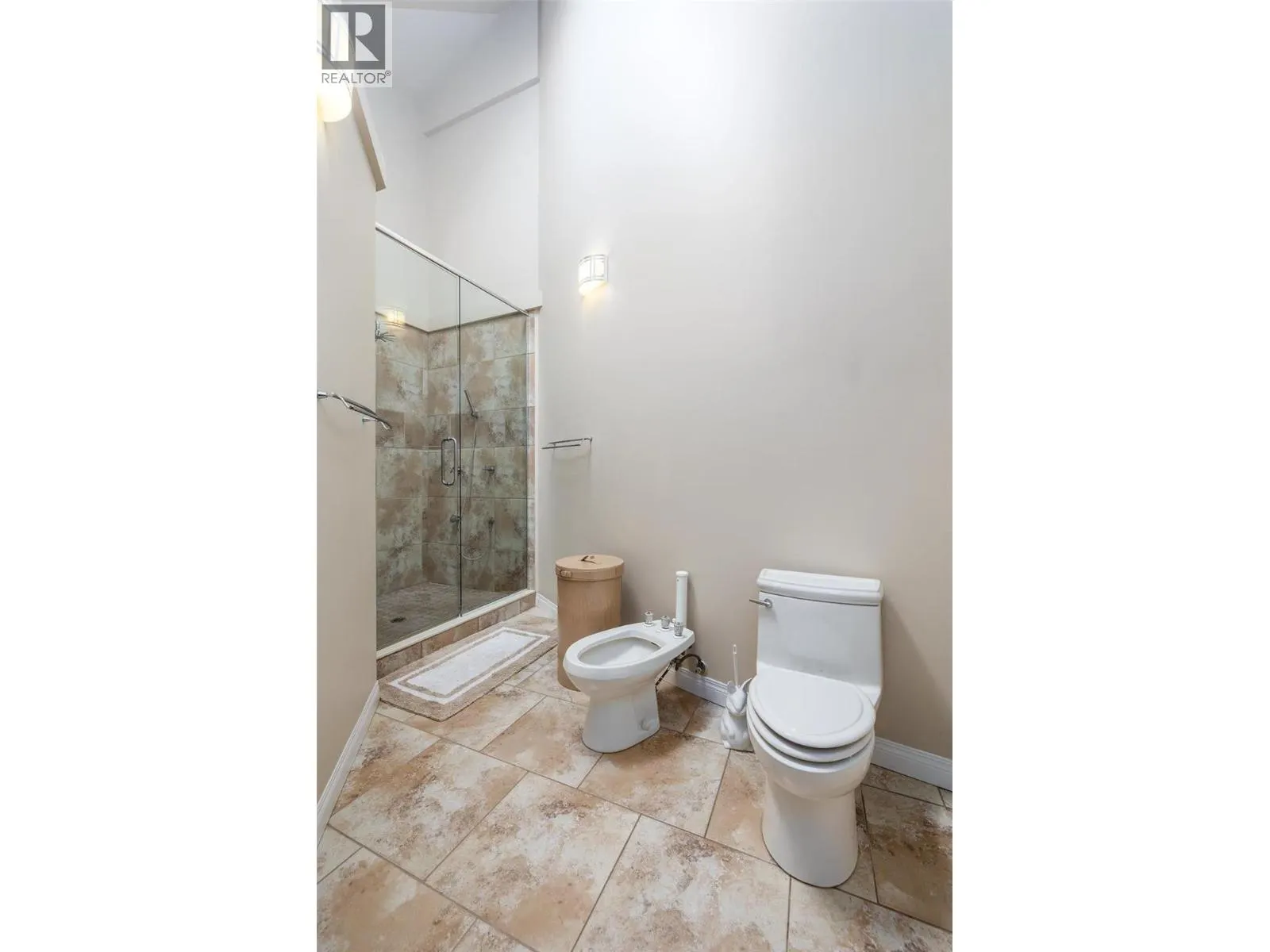 375 Trumpeter Court
