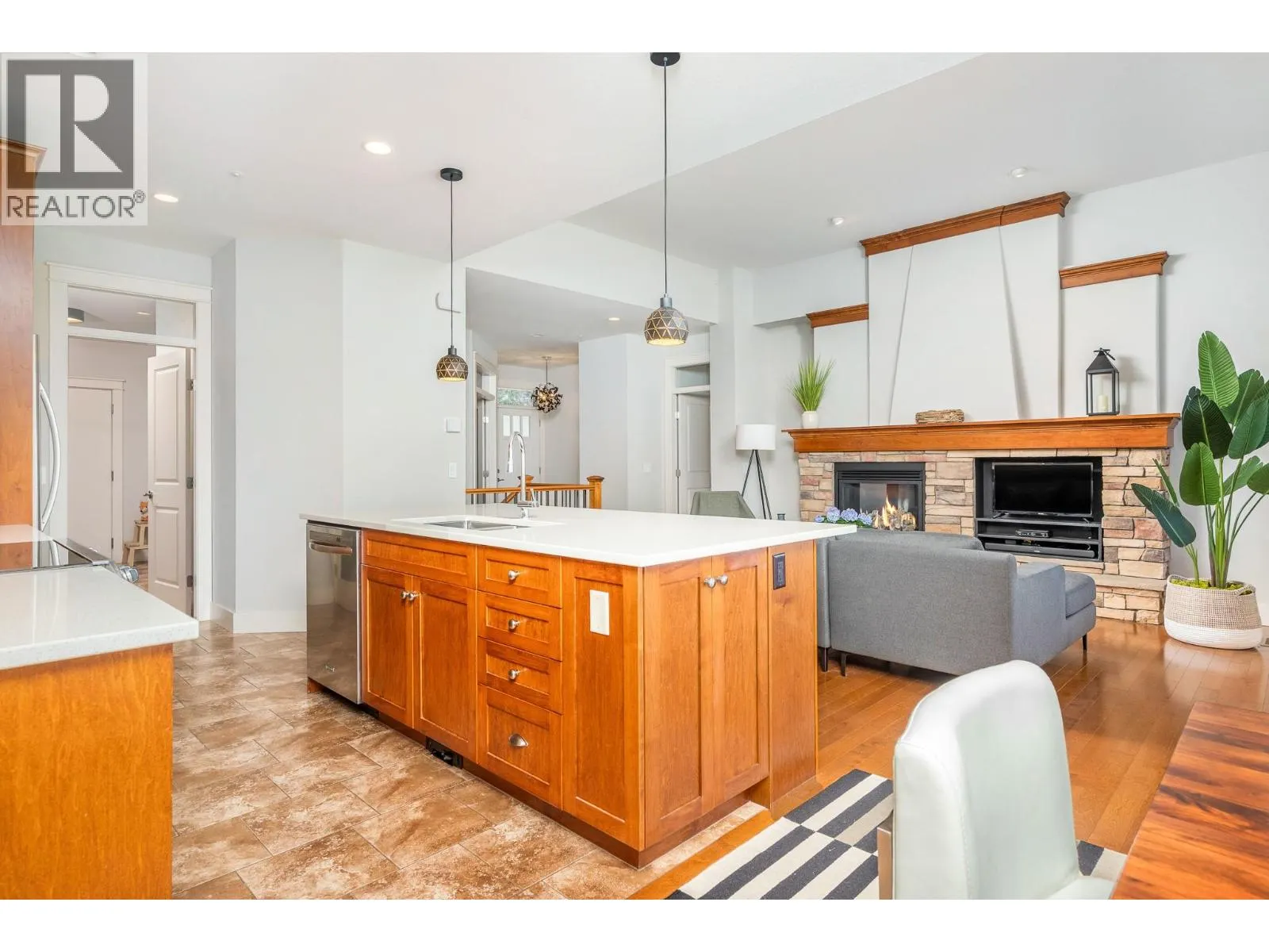 251 Longspoon Drive