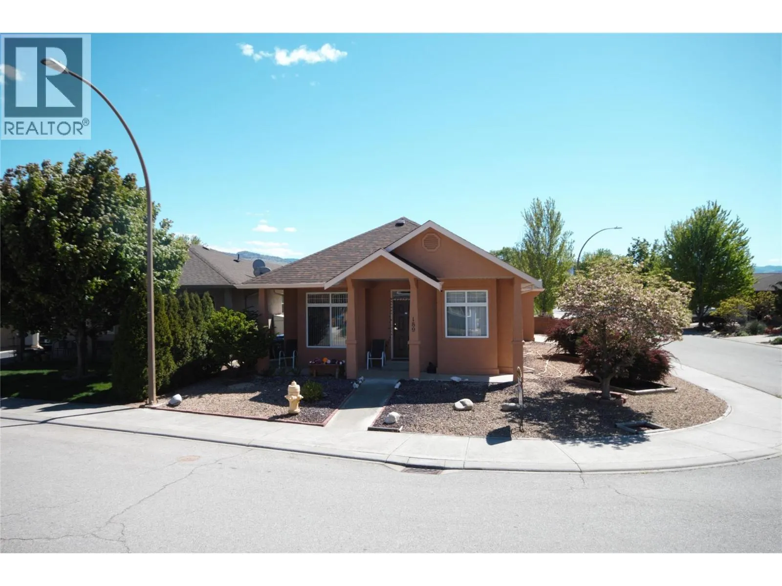 189 WILLOWS Place