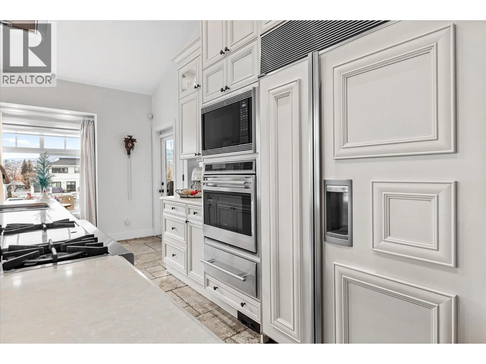 538 McKay Avenue Unit# 401