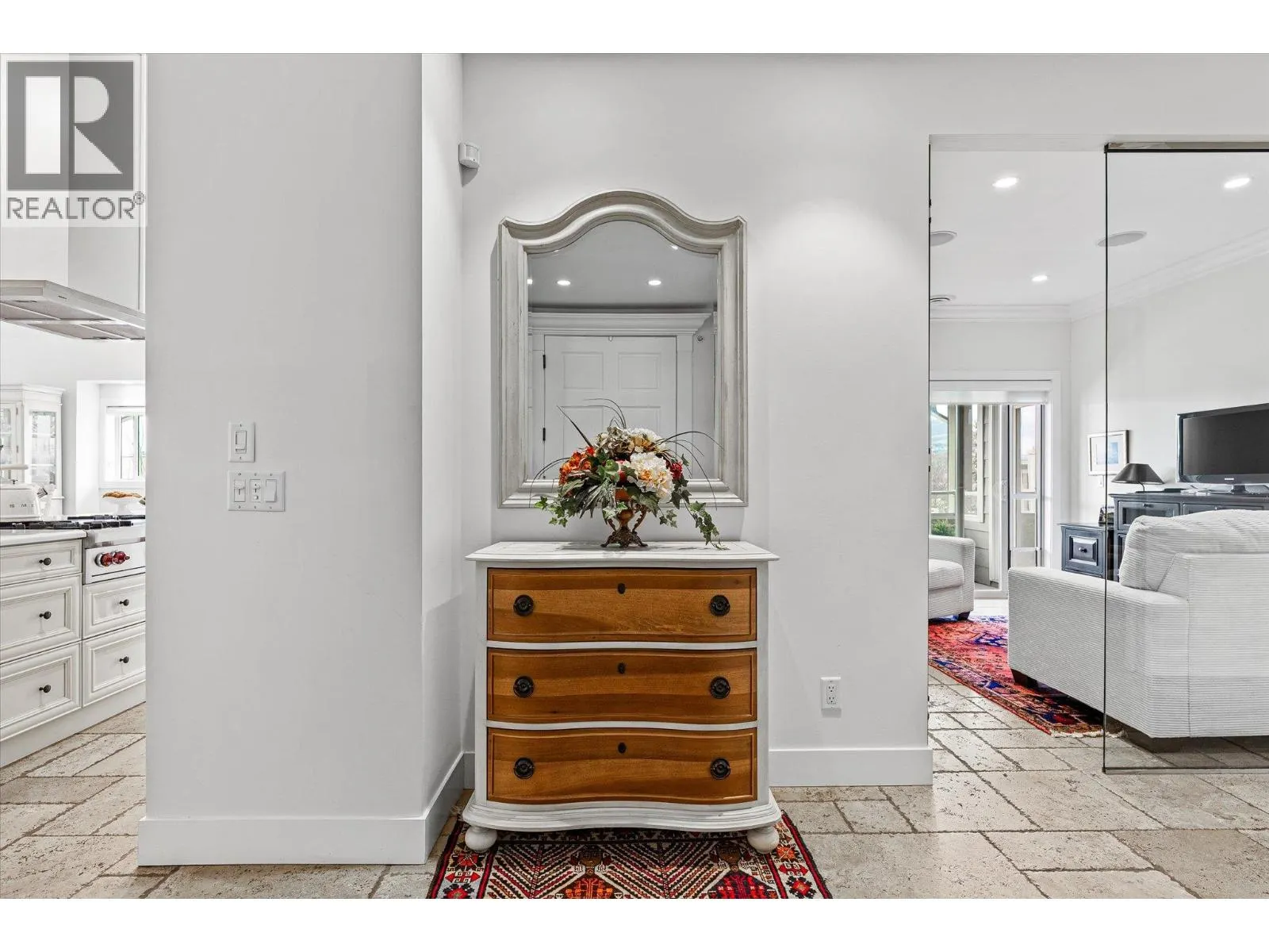 538 McKay Avenue Unit# 401