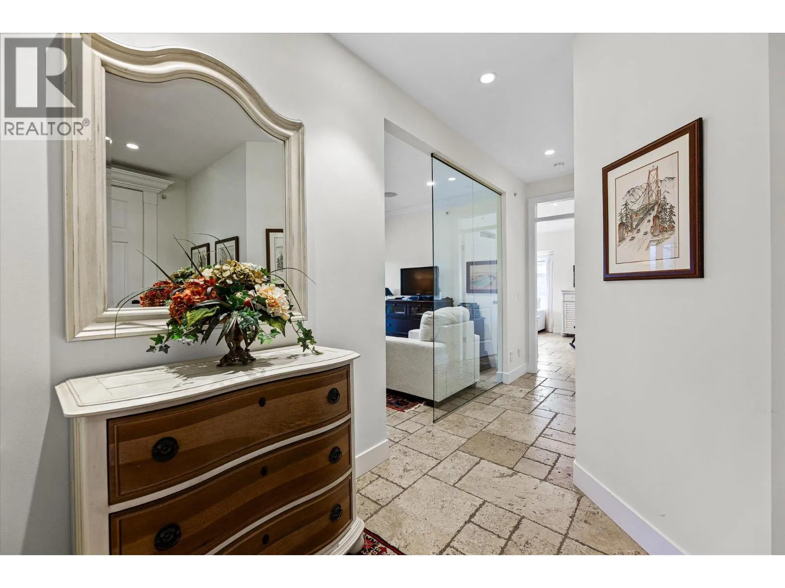 538 McKay Avenue Unit# 401