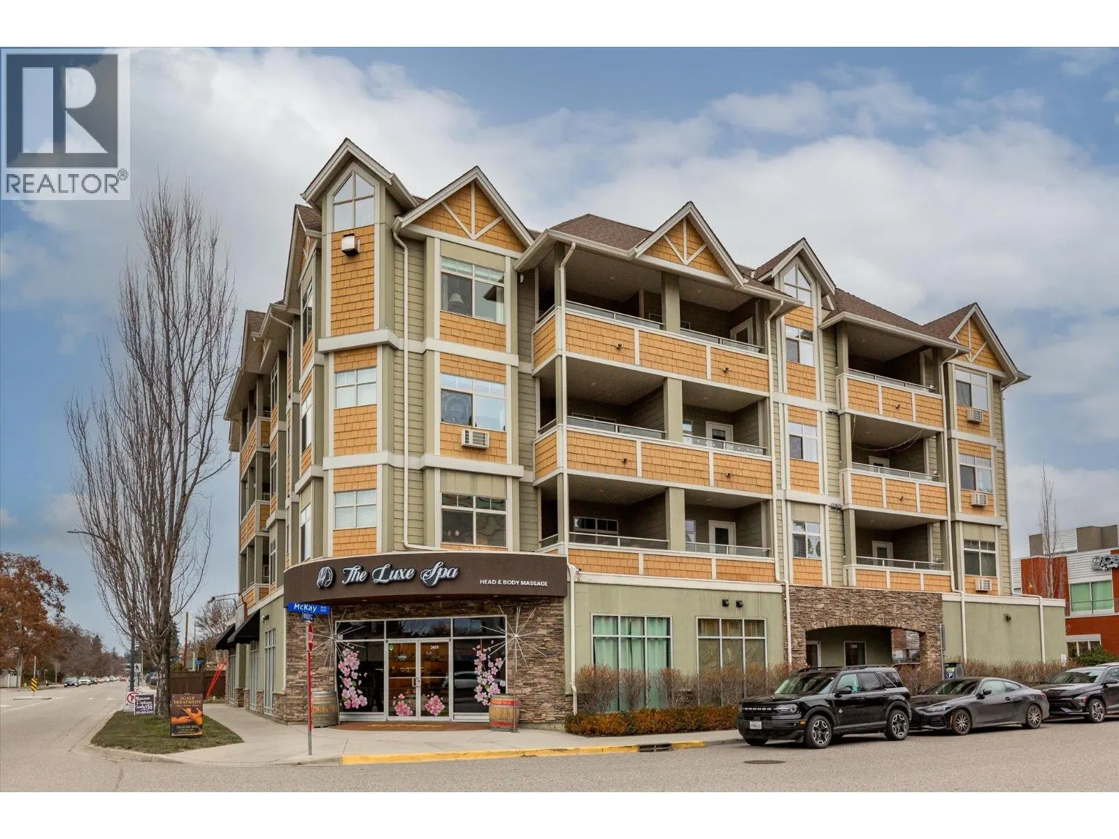 538 McKay Avenue Unit# 401
