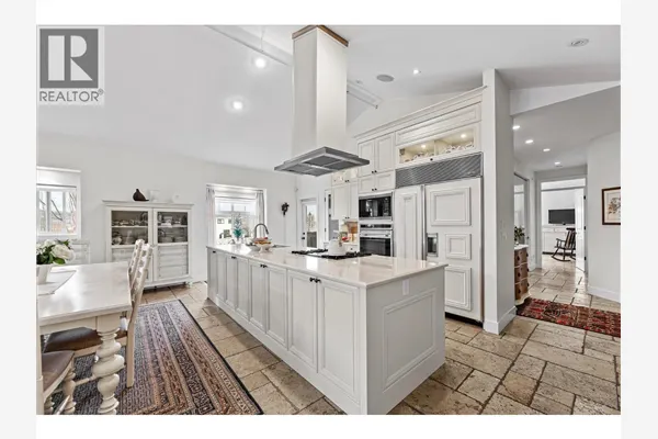 538 McKay Avenue Unit# 401