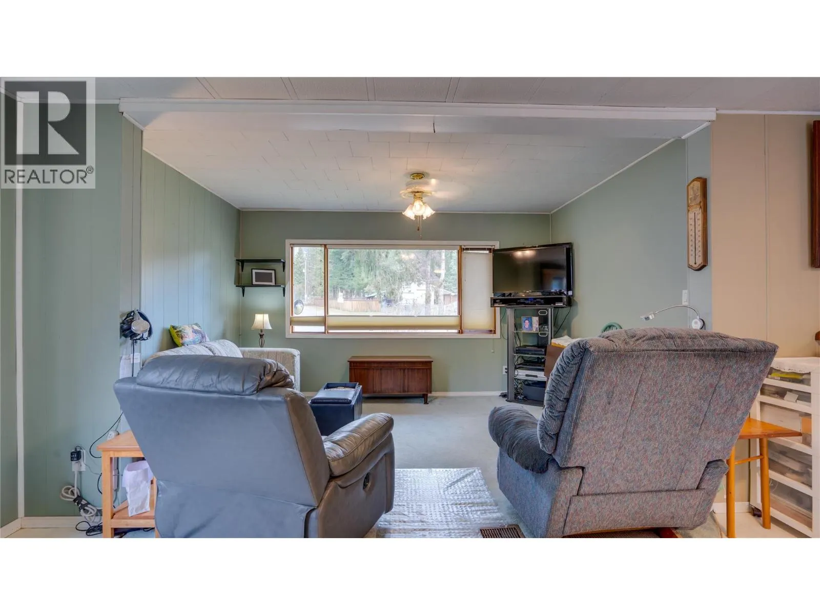 630 Enderby Mabel Lake Road