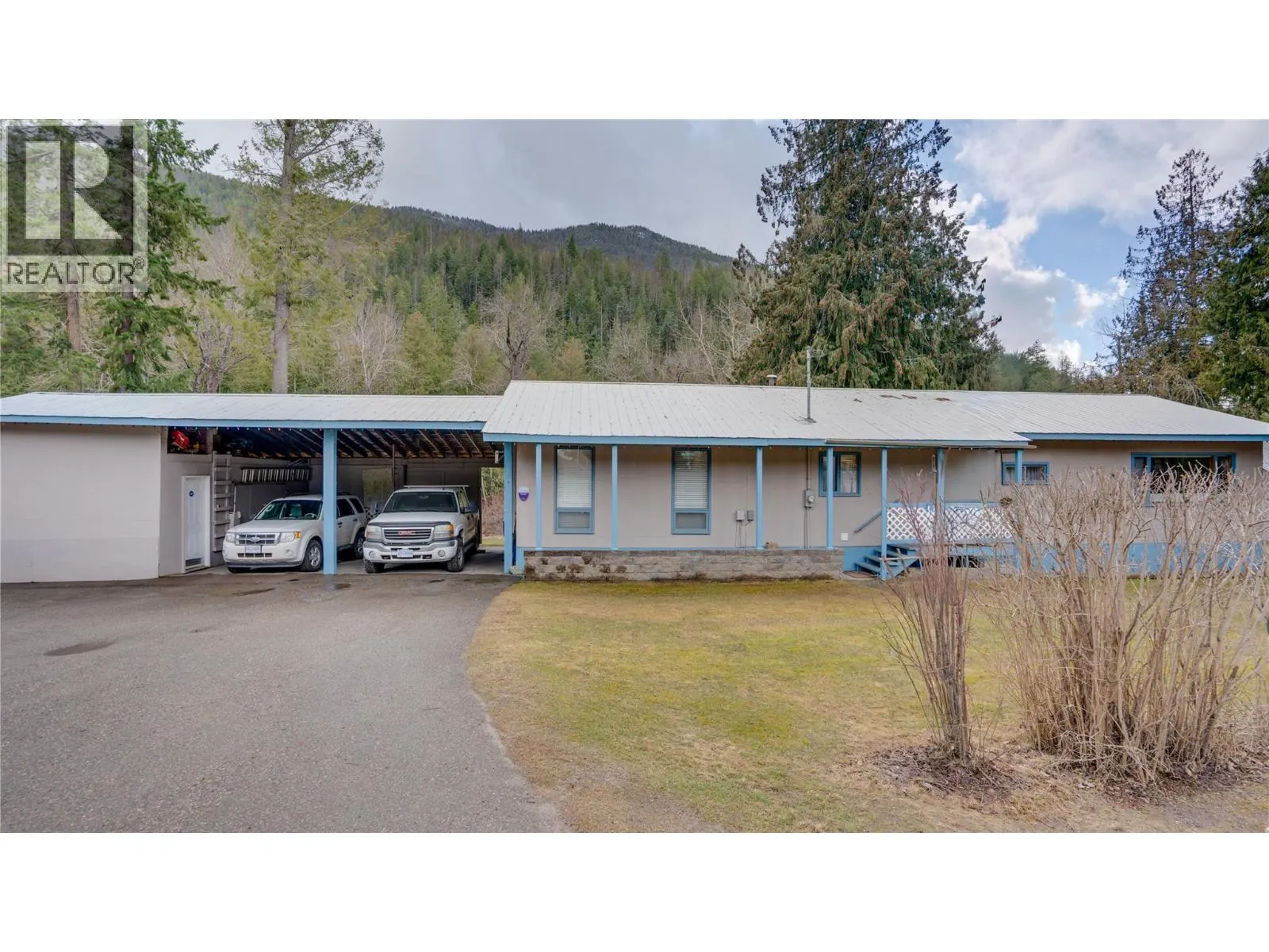 630 Enderby Mabel Lake Road