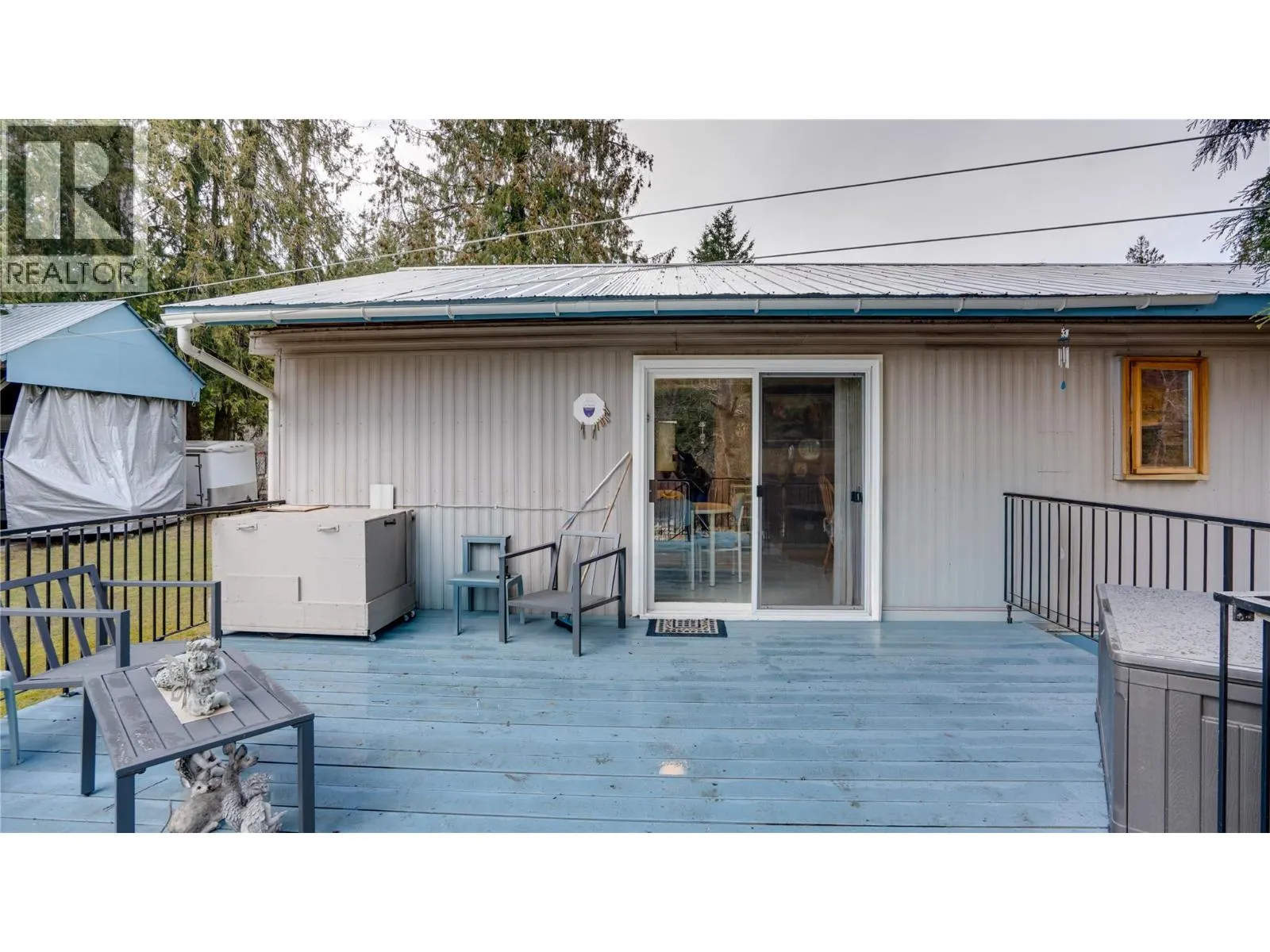 630 Enderby Mabel Lake Road