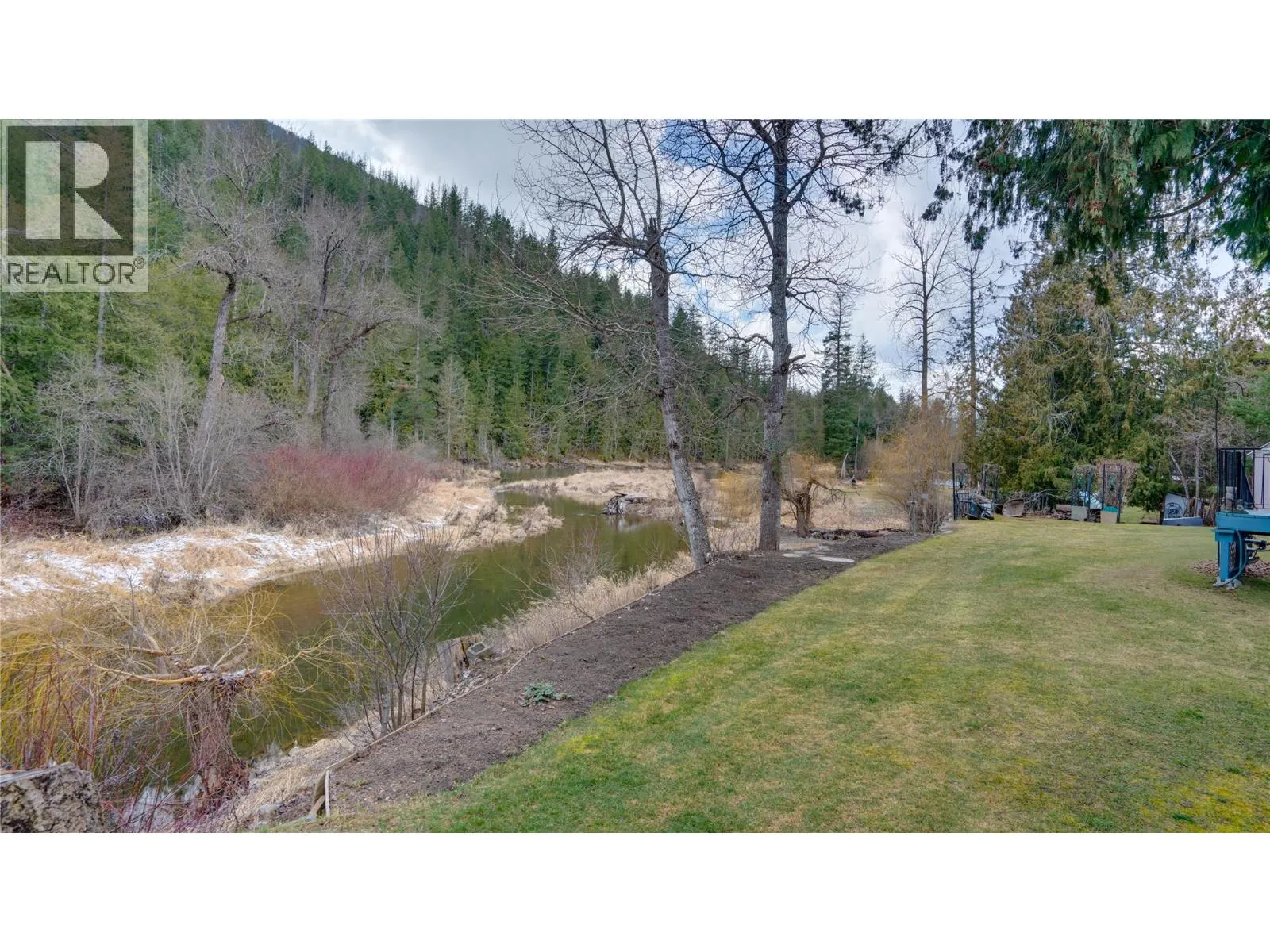 630 Enderby Mabel Lake Road