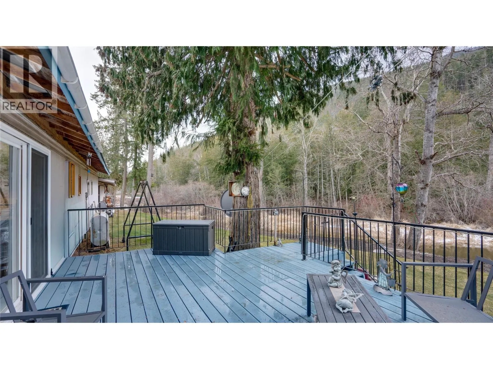 630 Enderby Mabel Lake Road
