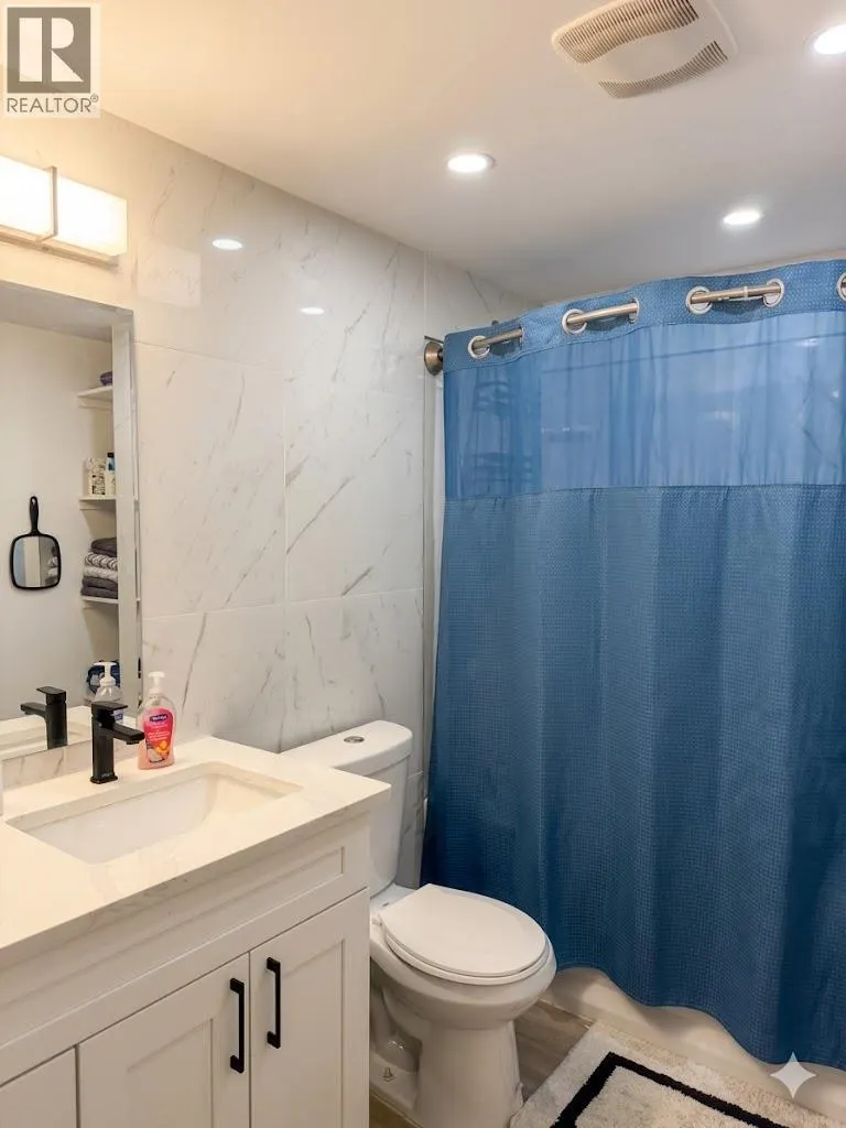 1860 Boucherie Road Unit# 102