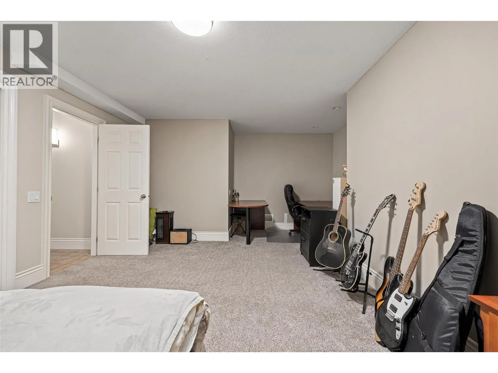 374 Quilchena Drive