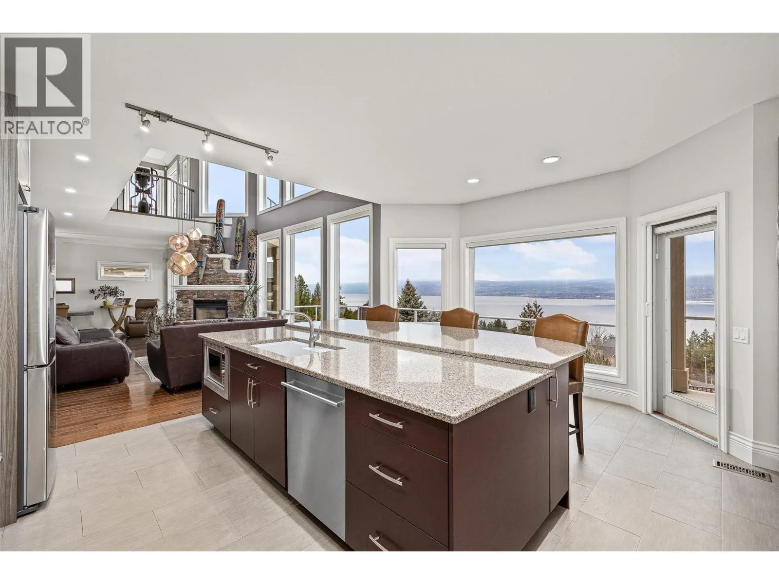 374 Quilchena Drive