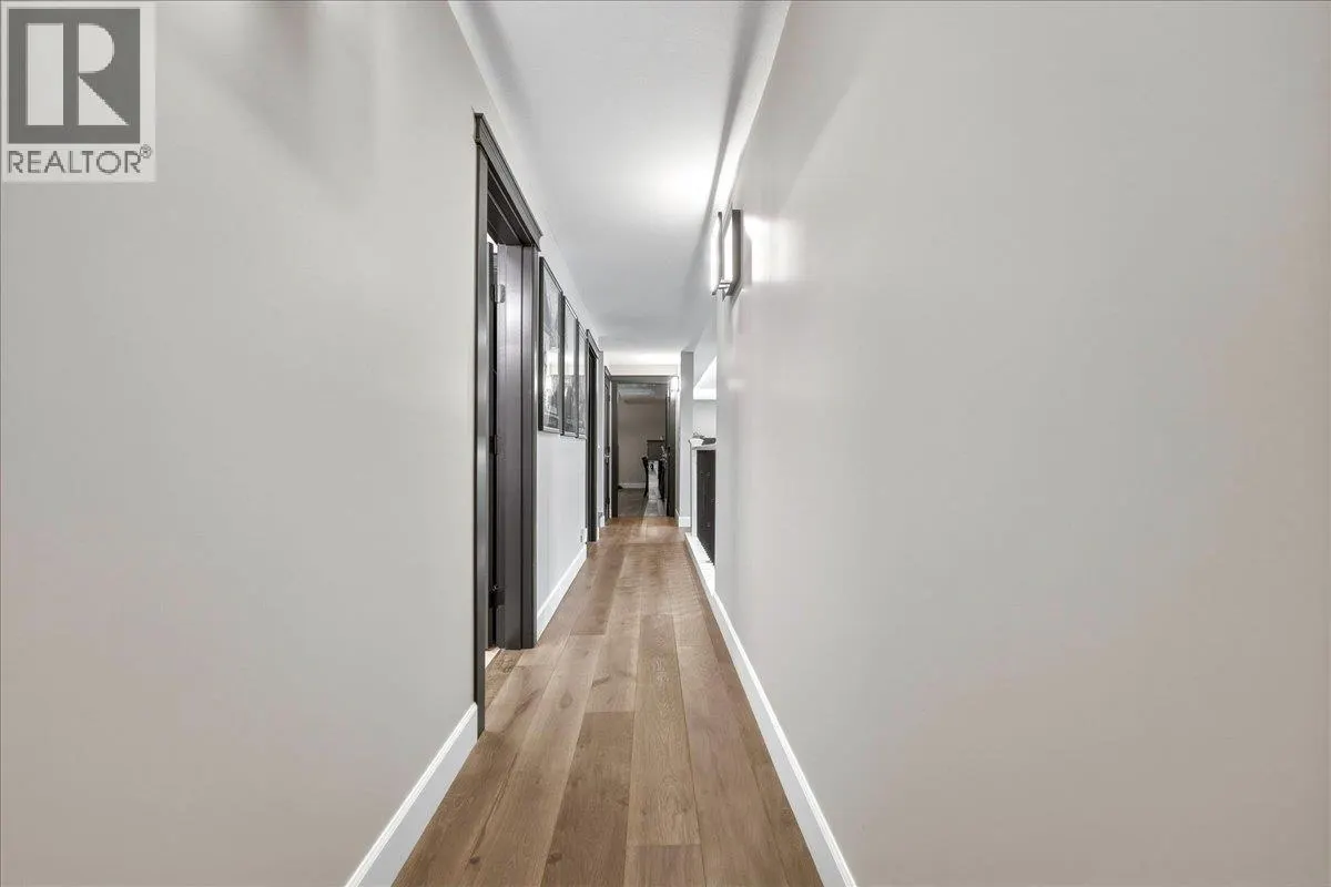 2328 Arthur Court