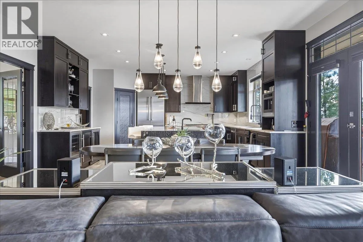 2328 Arthur Court