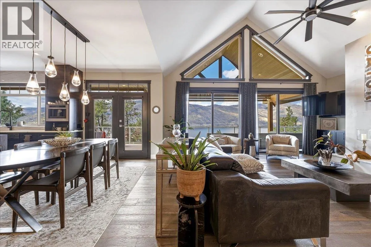2328 Arthur Court
