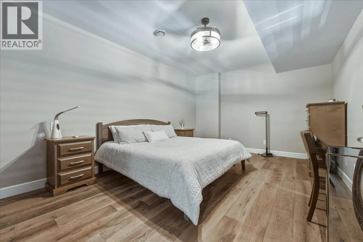2328 Arthur Court