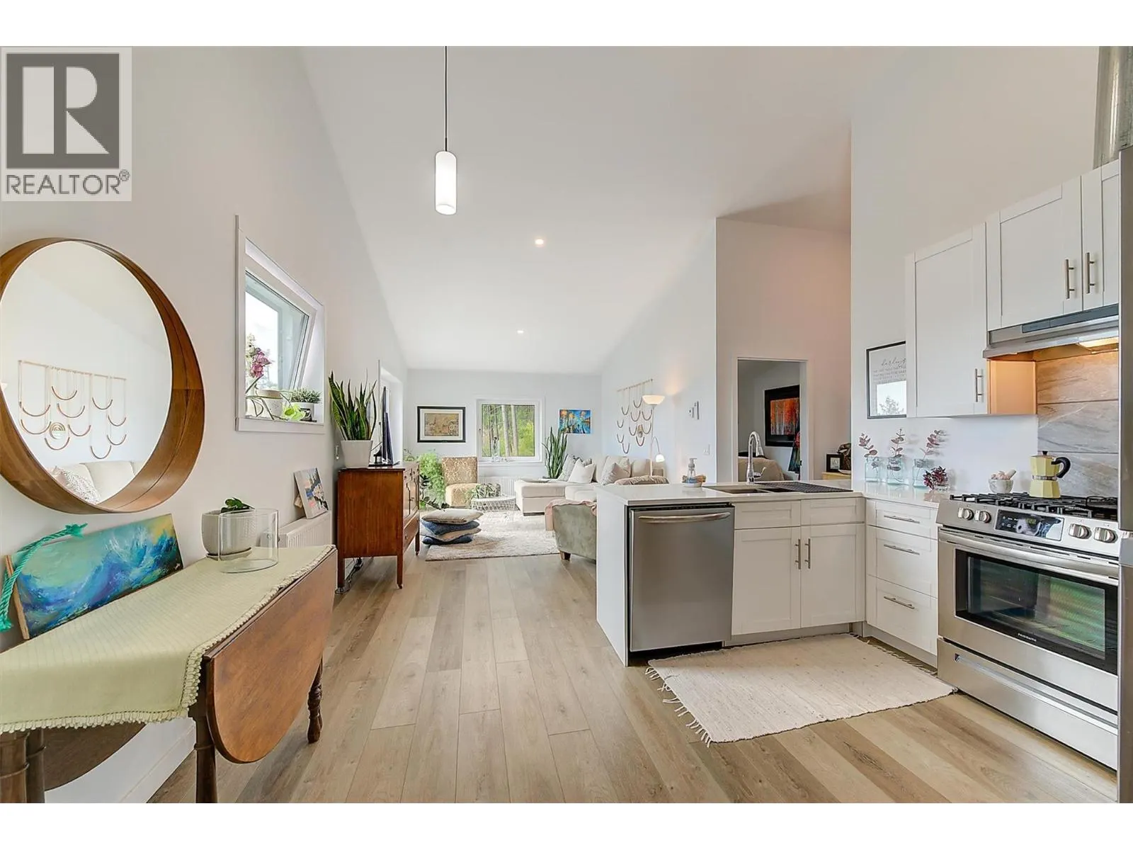 6131 Seymoure Lane
