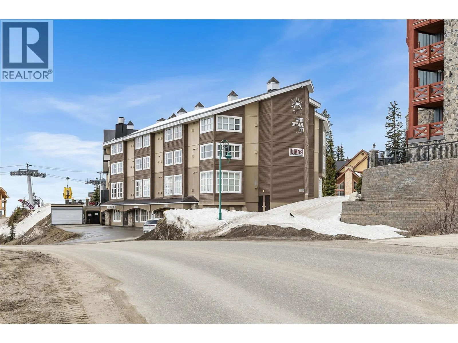5275 Big White Road Unit# 301