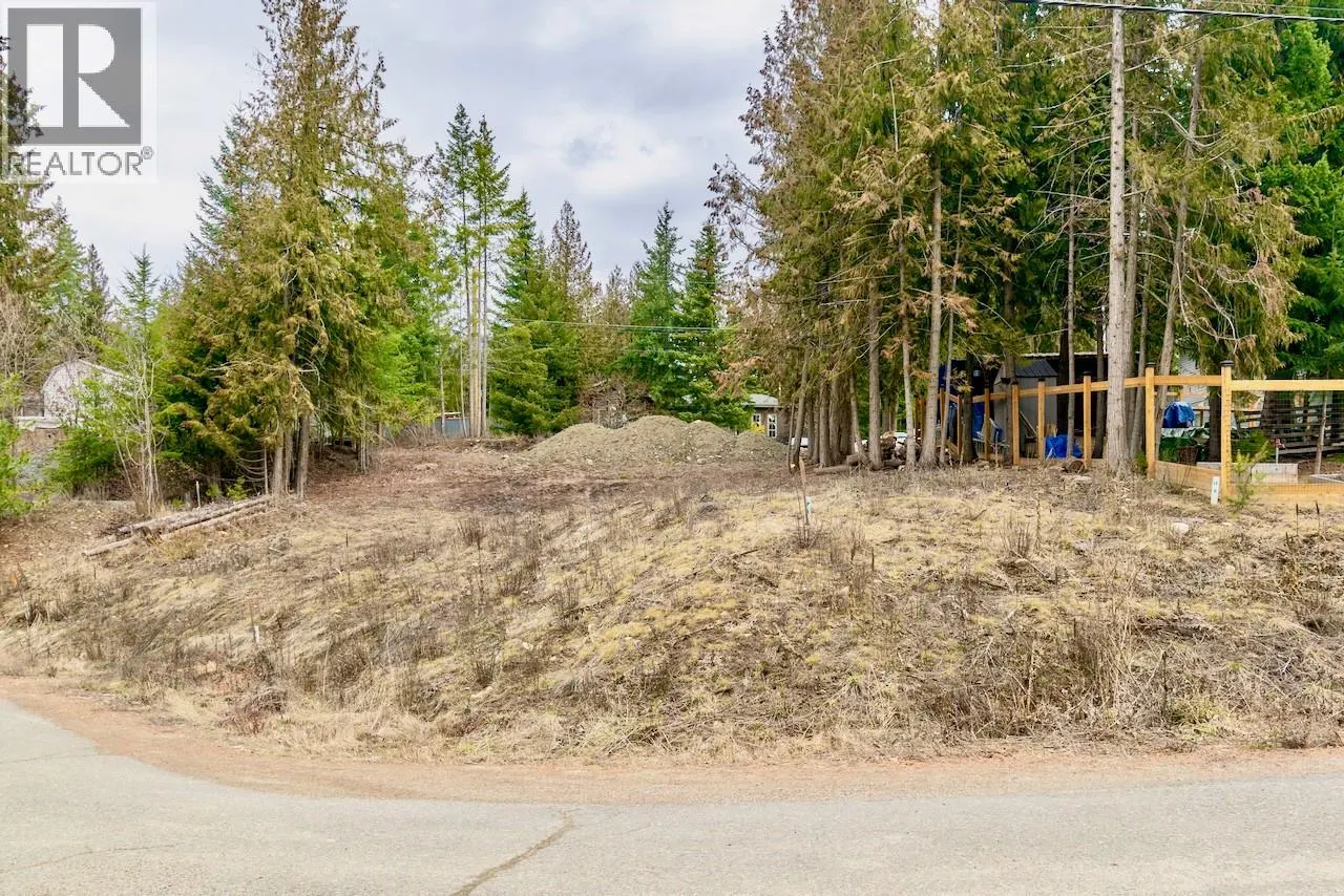 5258 Meadow Creek Crescent Lot# 20