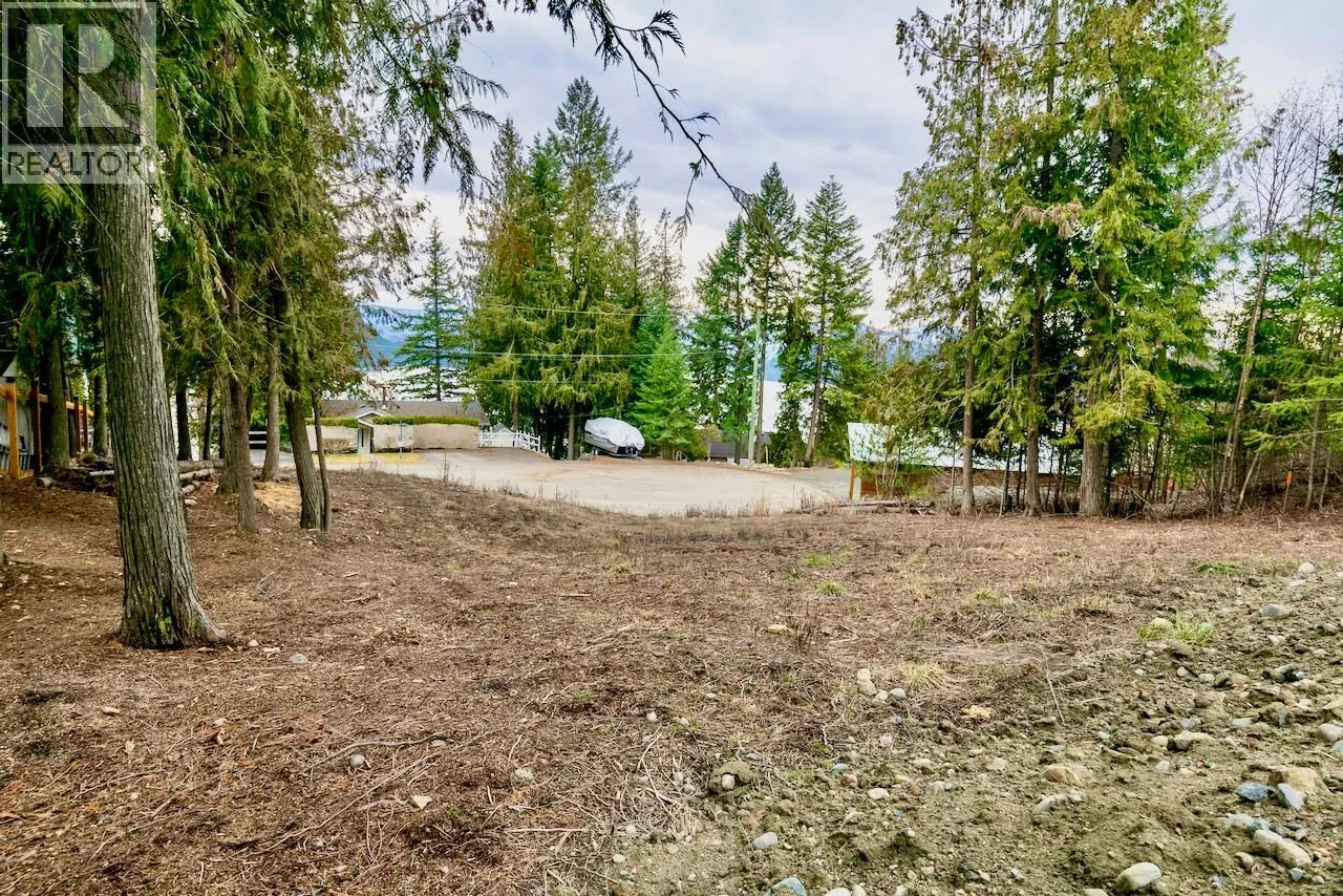 5258 Meadow Creek Crescent Lot# 20