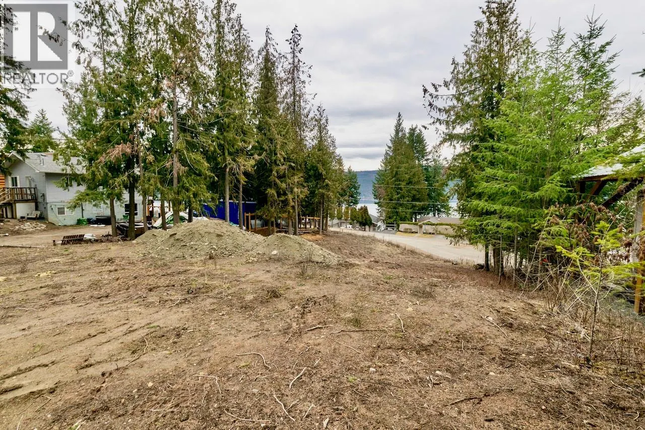 5258 Meadow Creek Crescent Lot# 20