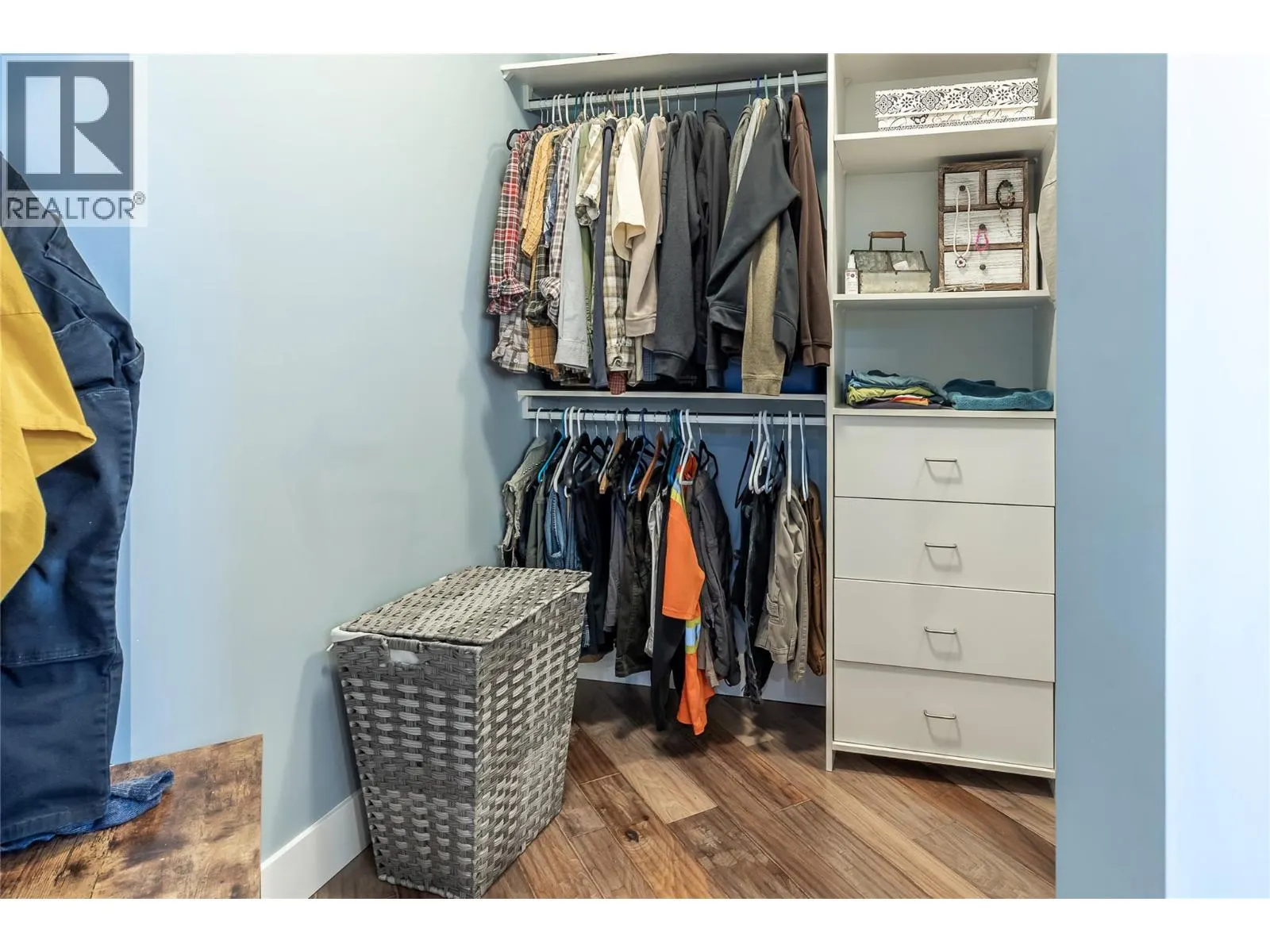 529 Whitecourt Place