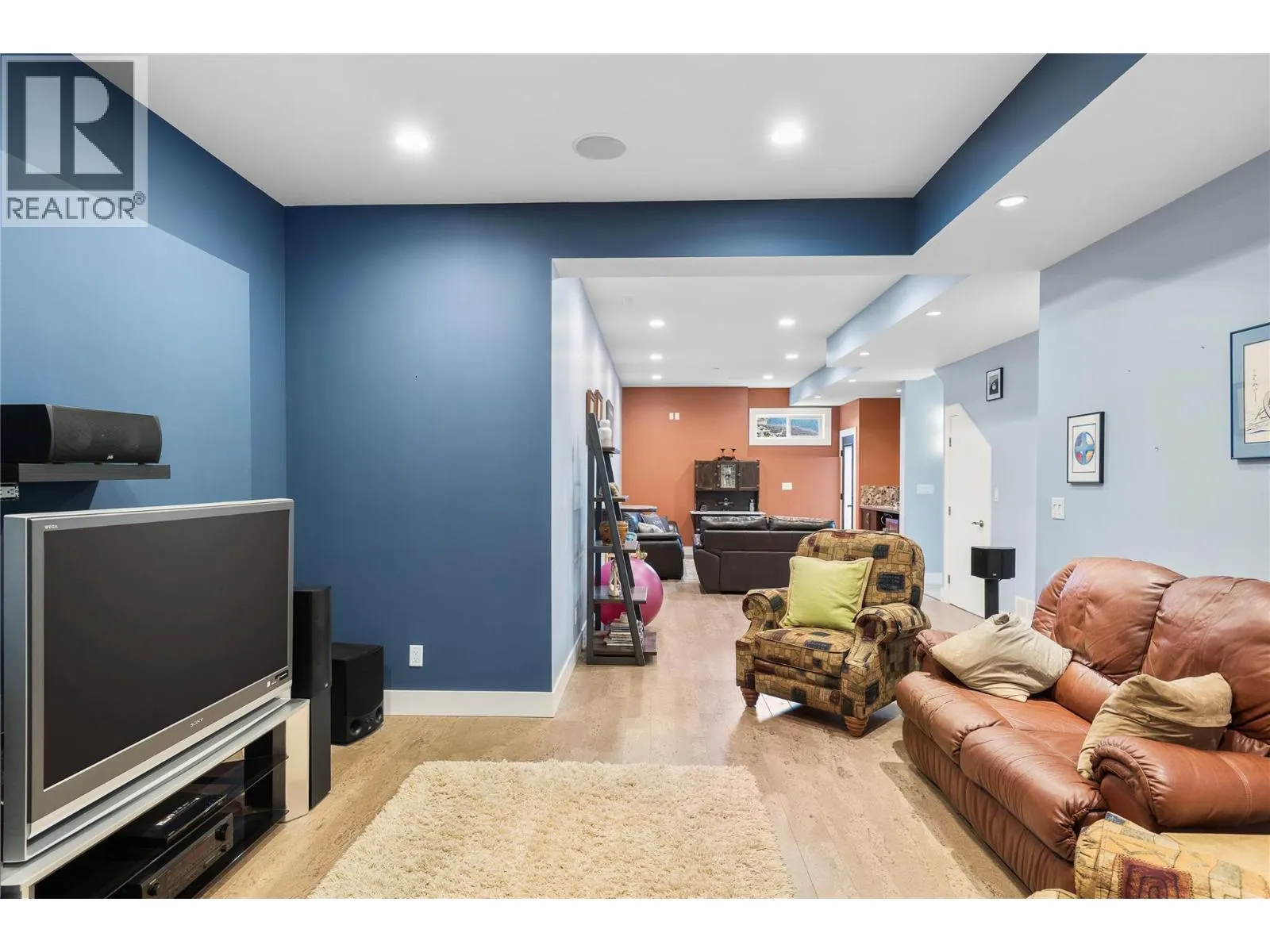 529 Whitecourt Place