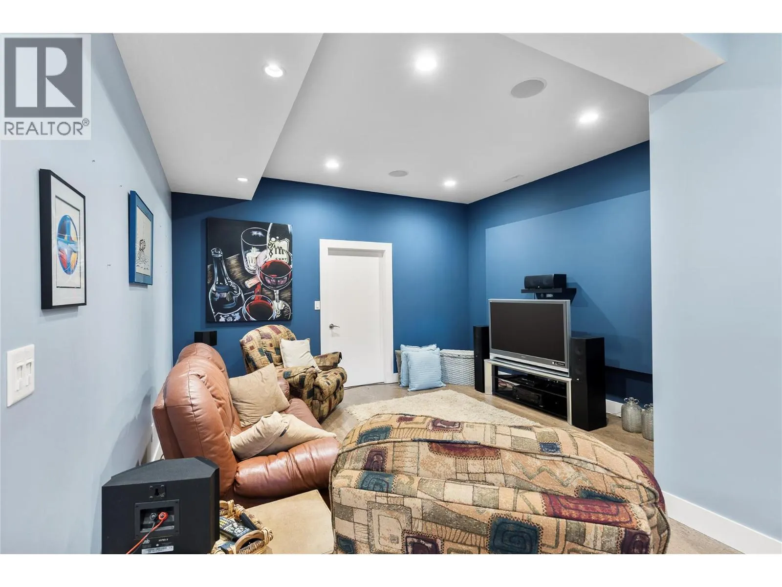 529 Whitecourt Place