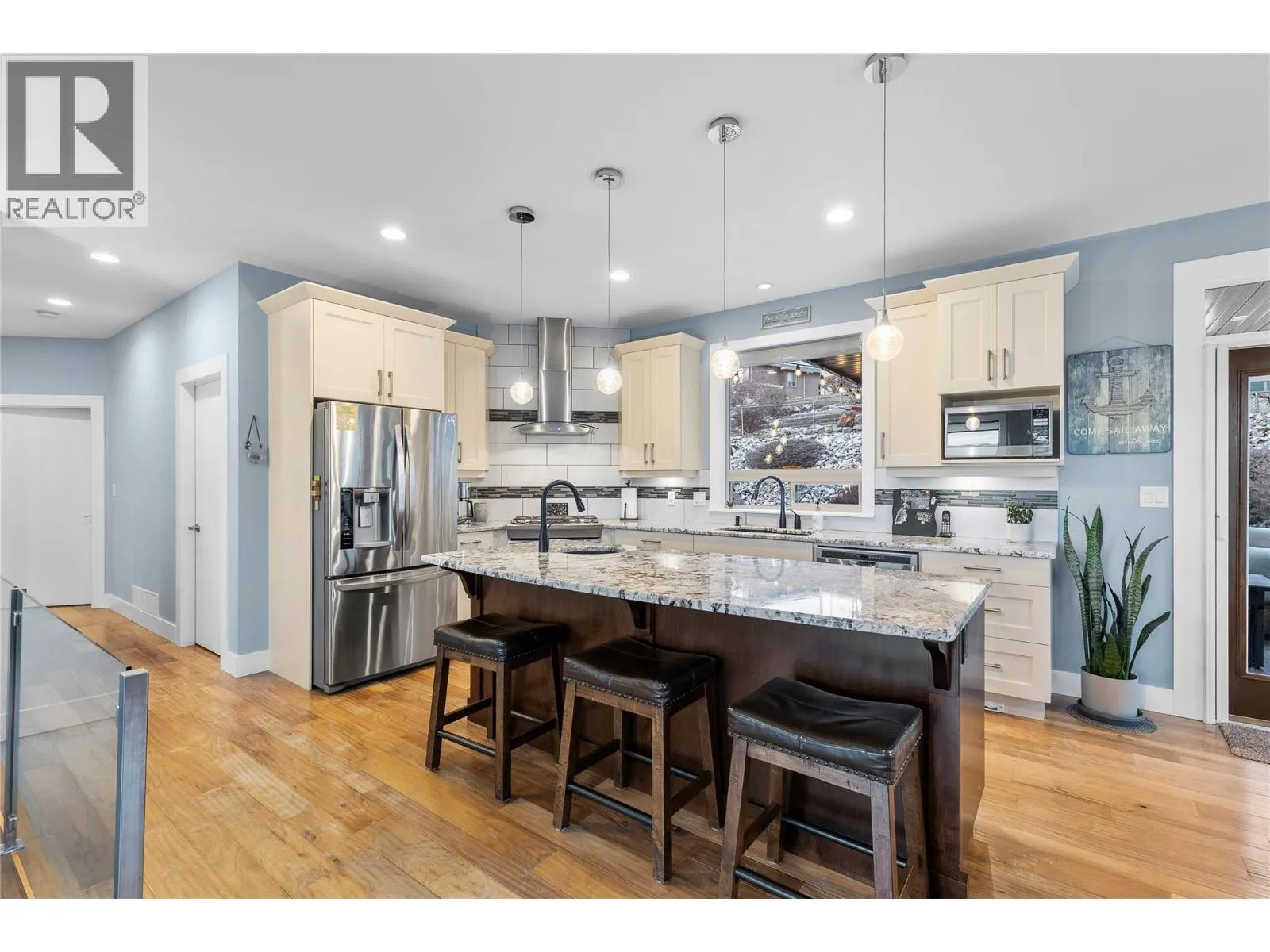 529 Whitecourt Place