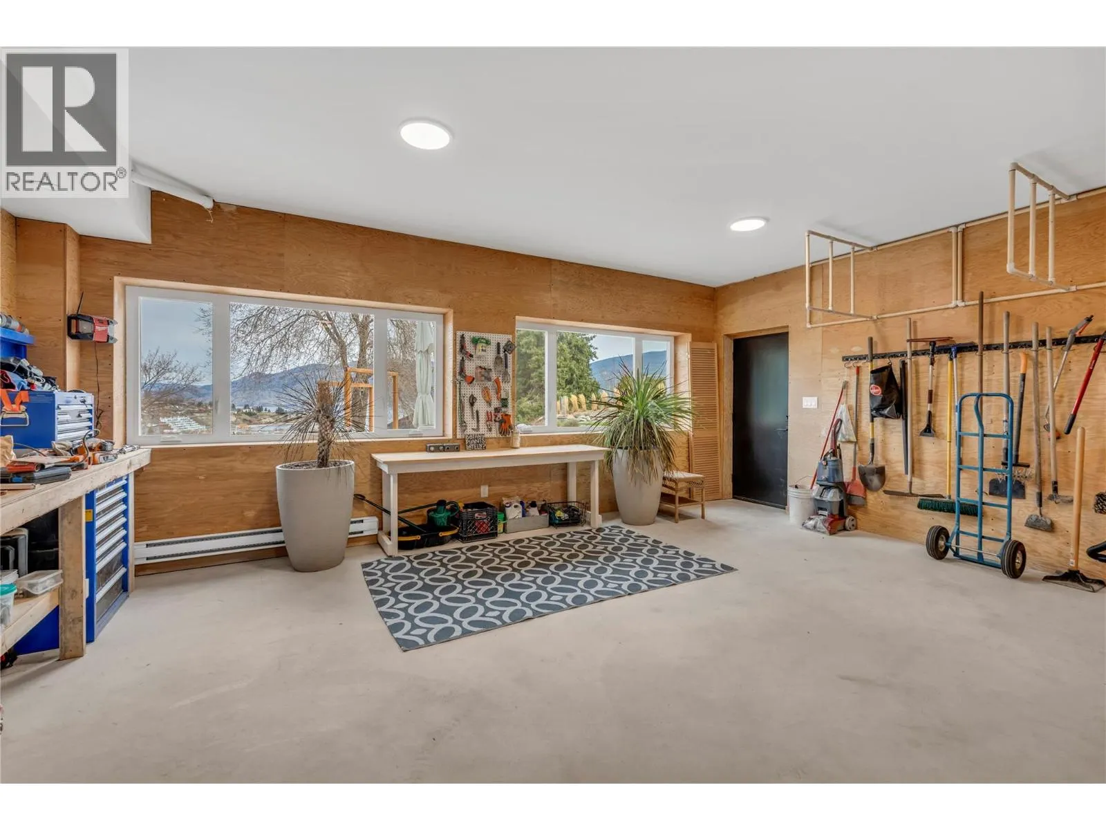 5100 Wilson Road