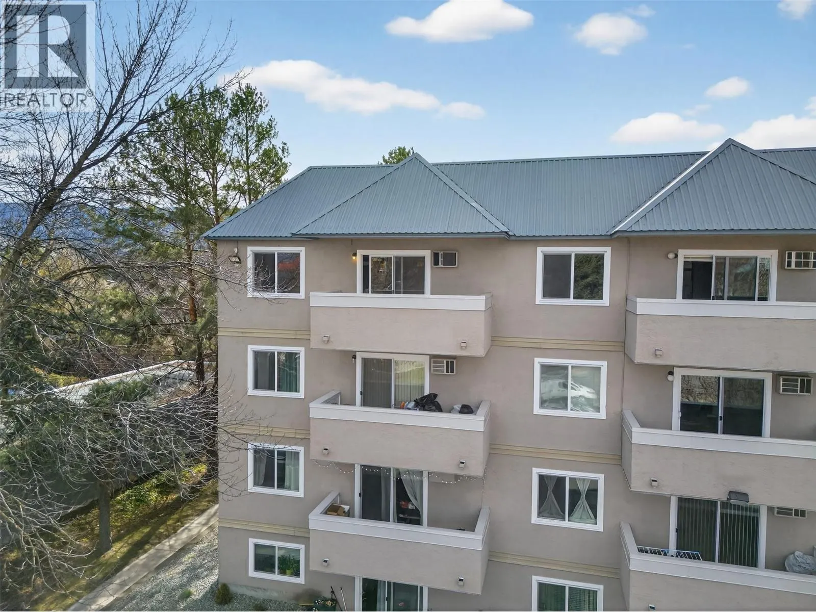 3180 De Montreuil Court Unit# 412