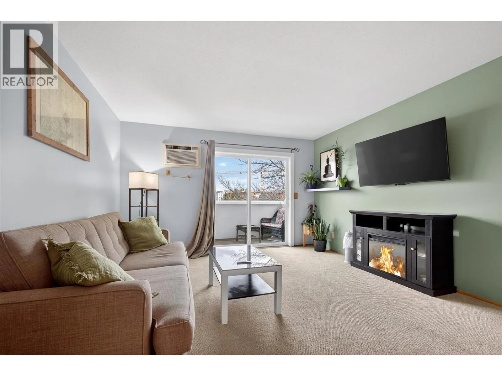 3180 De Montreuil Court Unit# 412