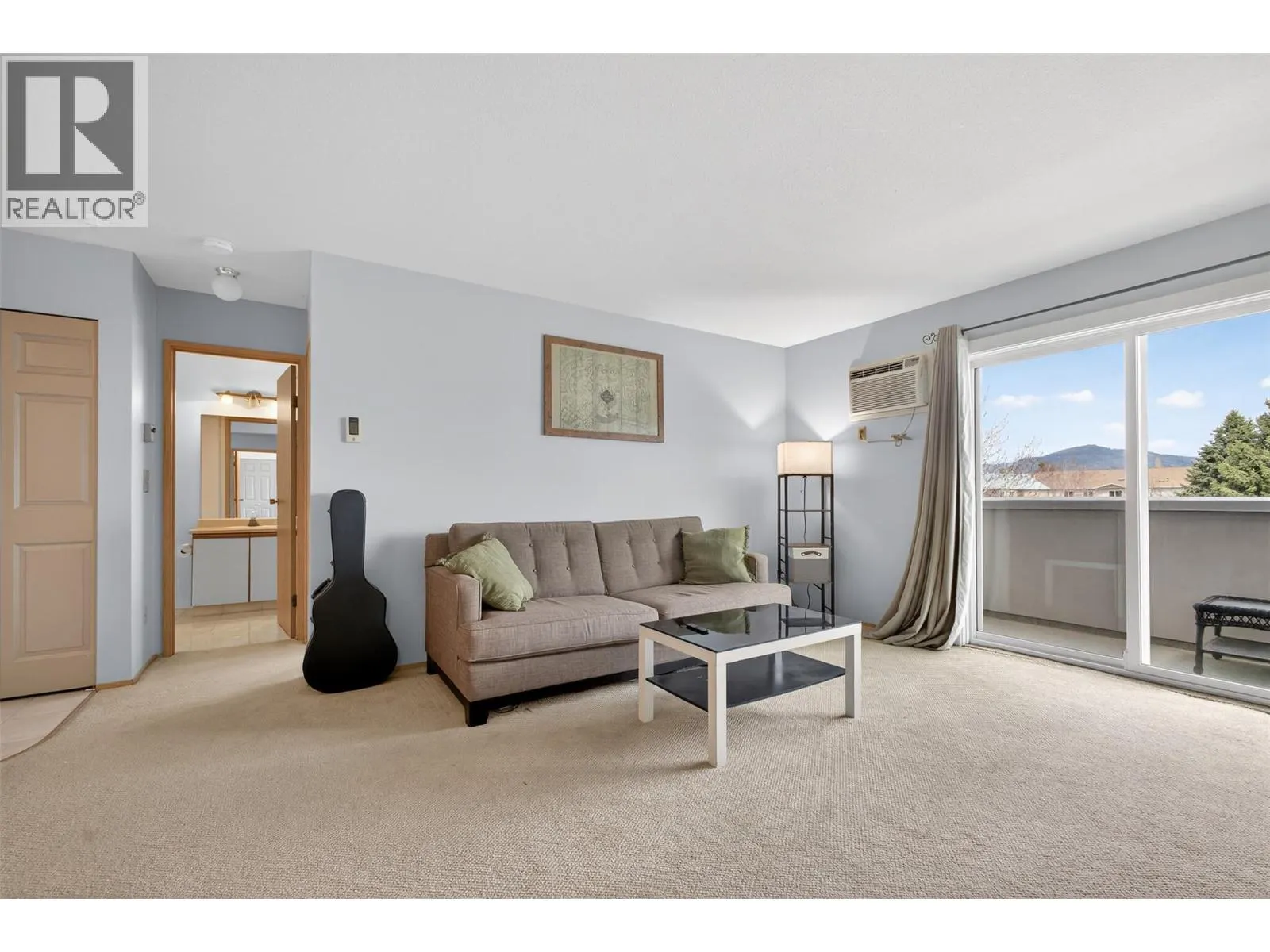 3180 De Montreuil Court Unit# 412
