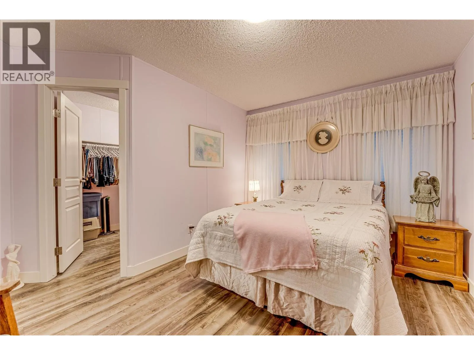 1600 43 Avenue Unit# 25