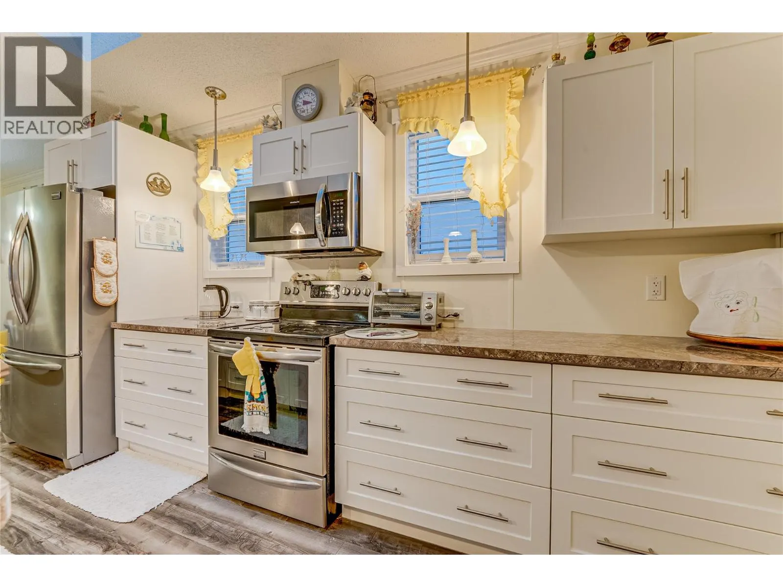 1600 43 Avenue Unit# 25