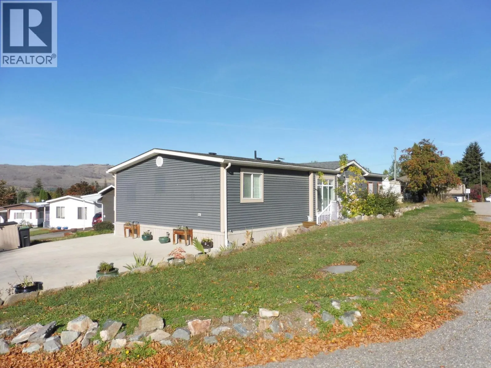 1600 43 Avenue Unit# 25