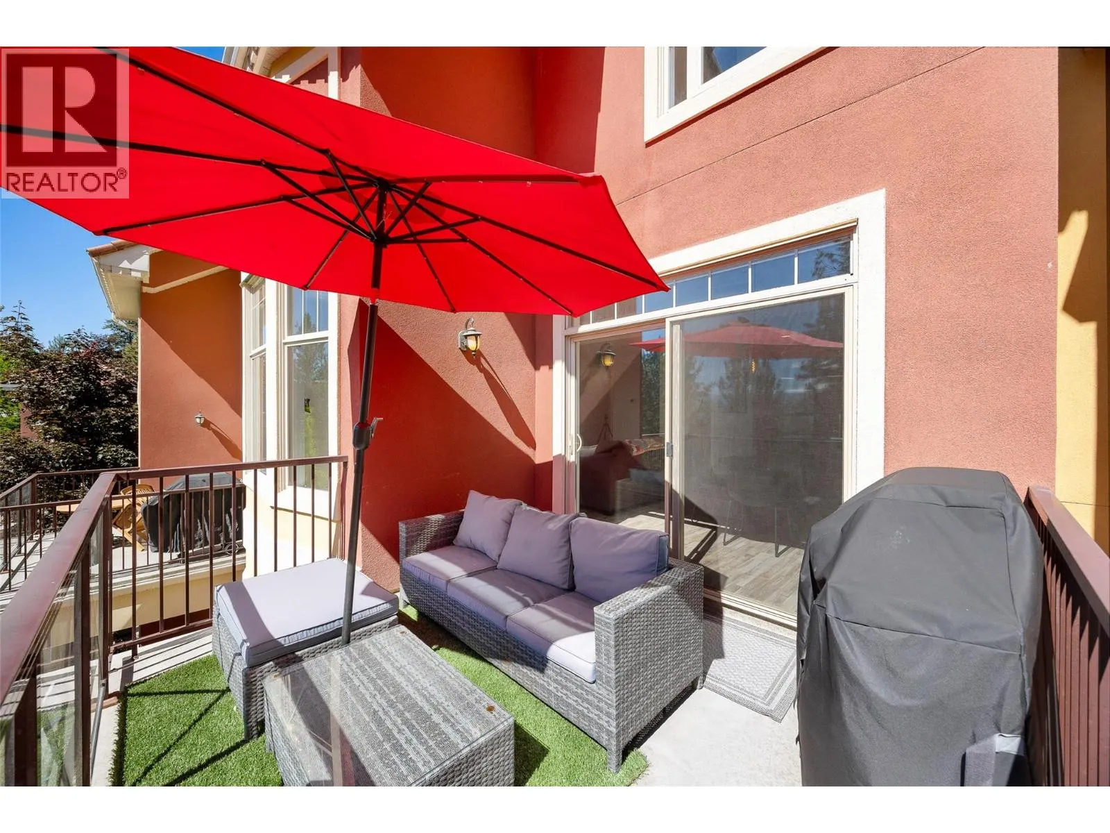 1795 Country Club Drive Unit# 204