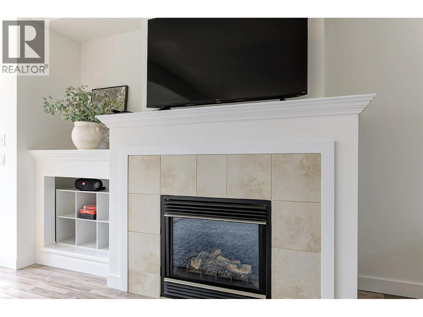 1795 Country Club Drive Unit# 204