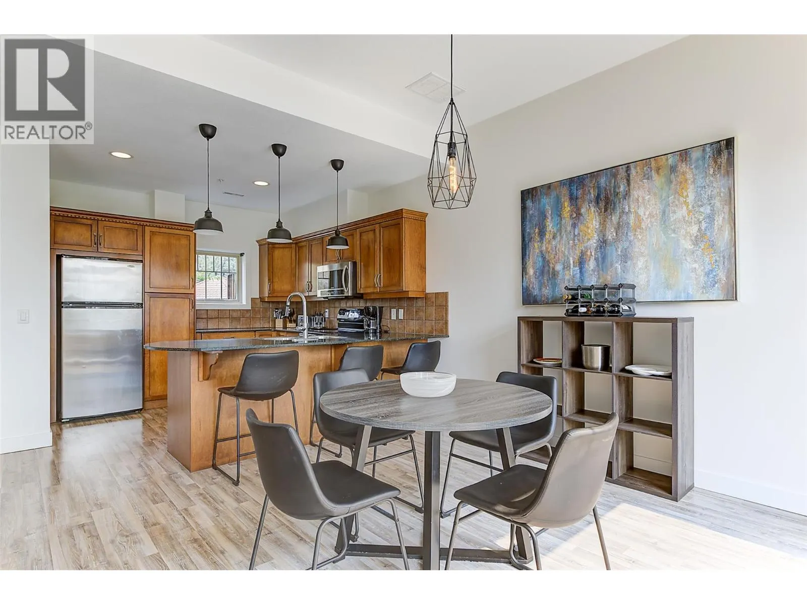 1795 Country Club Drive Unit# 204