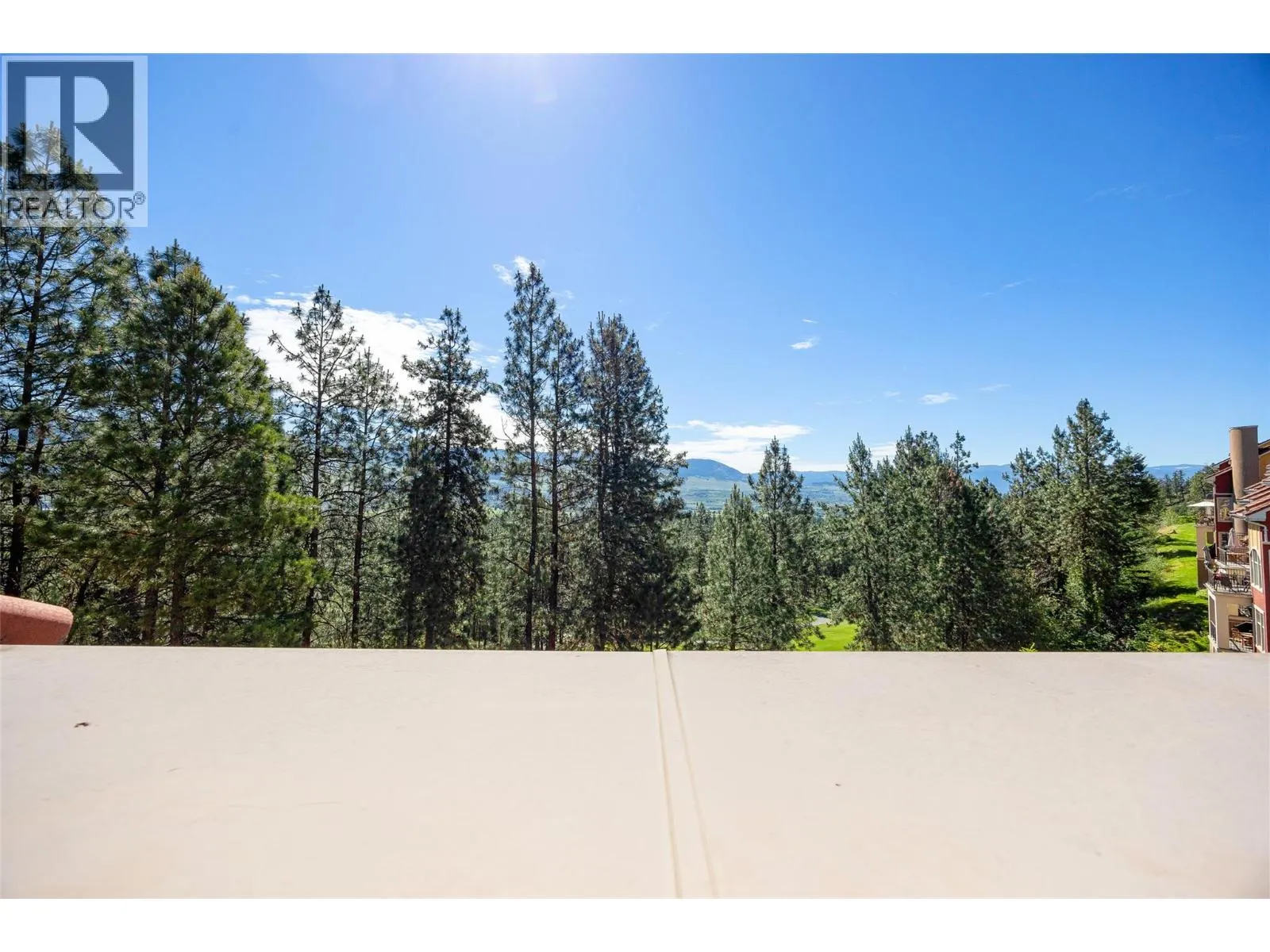 1795 Country Club Drive Unit# 204