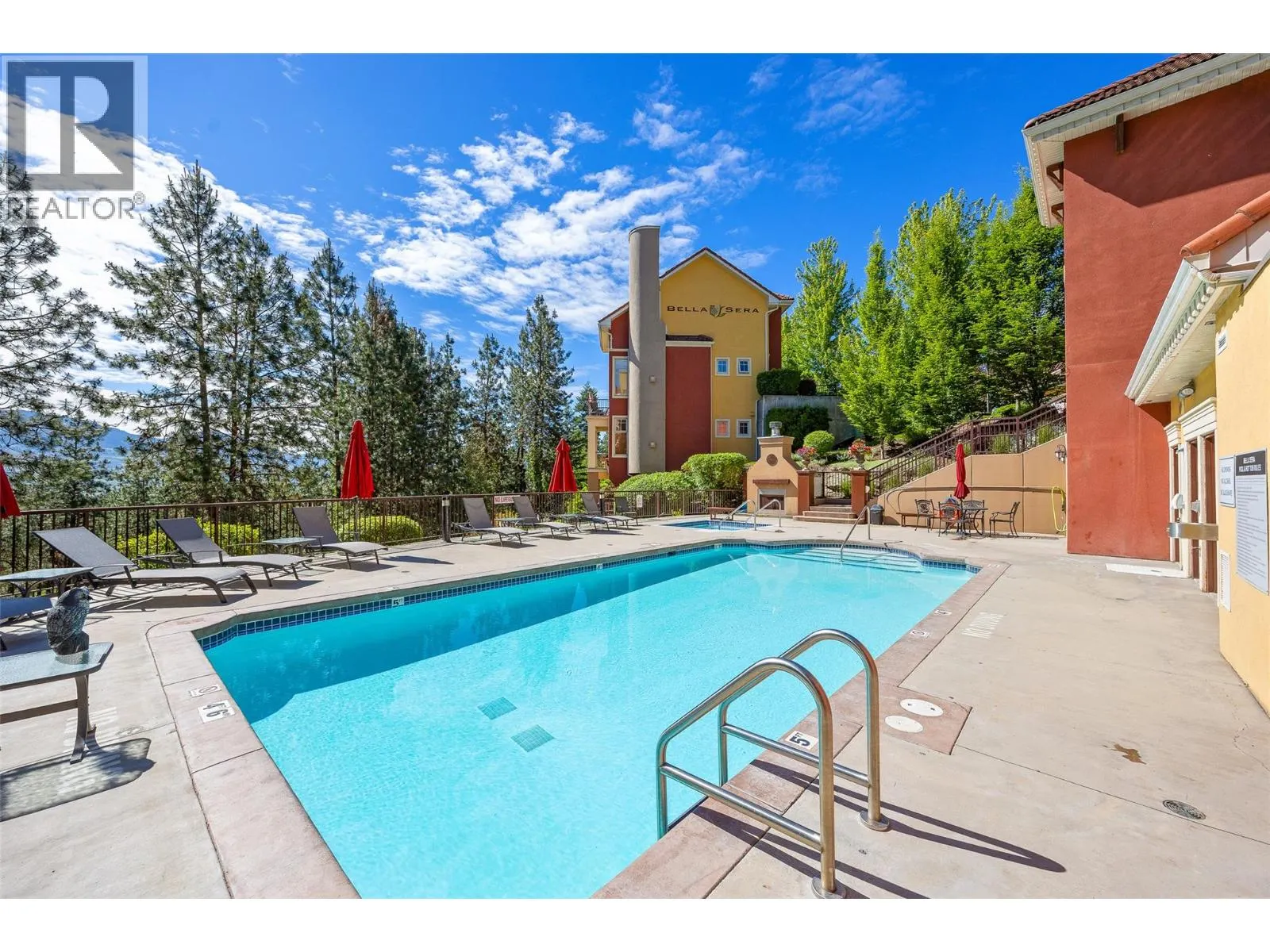 1795 Country Club Drive Unit# 204