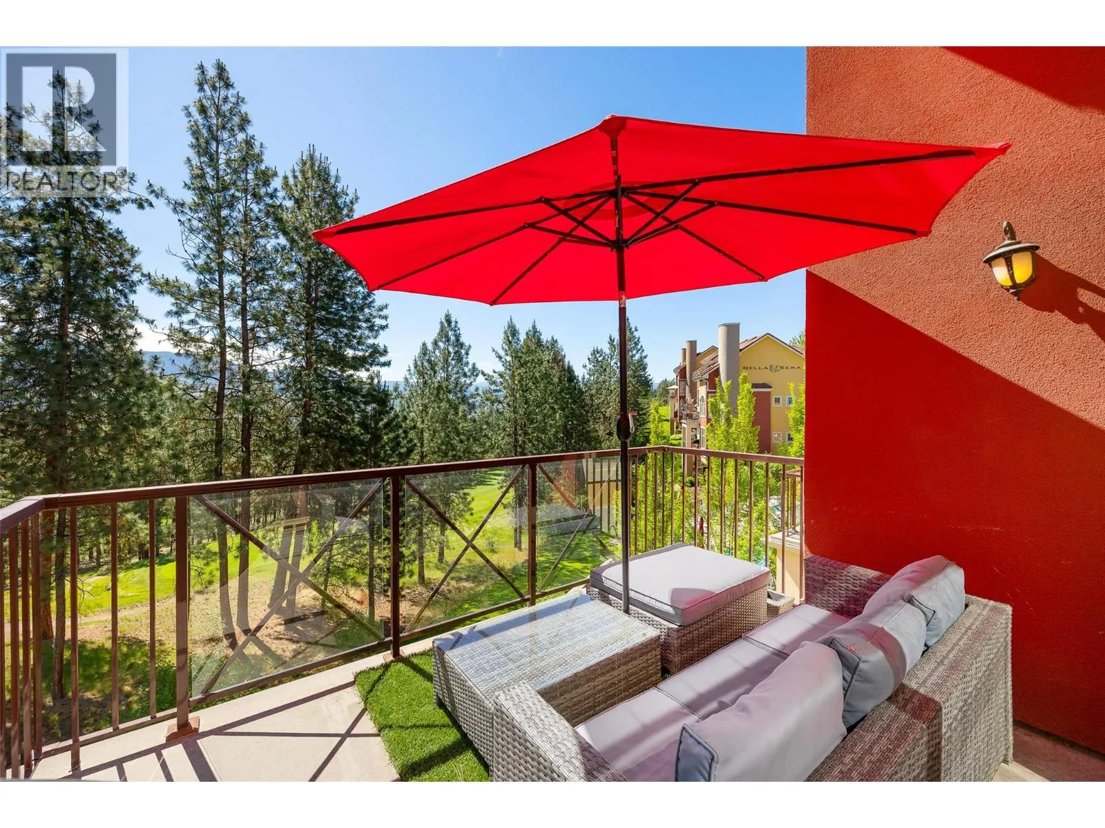 1795 Country Club Drive Unit# 204