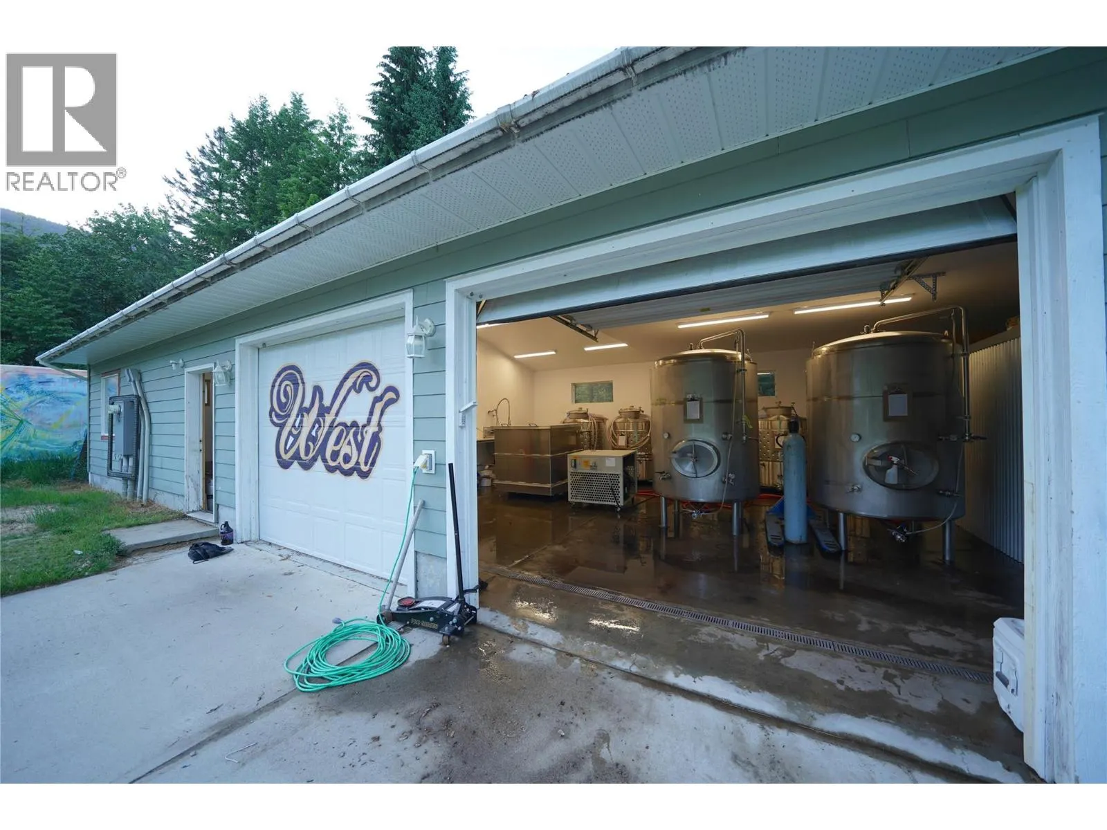 1062 Scamp Road