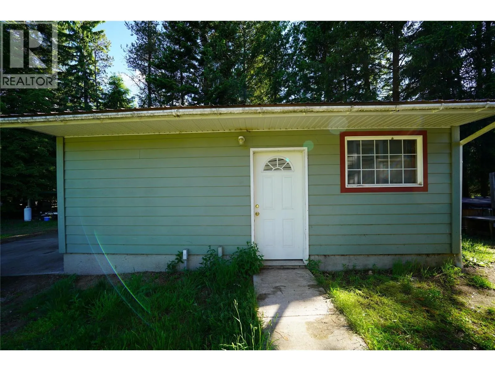1062 Scamp Road
