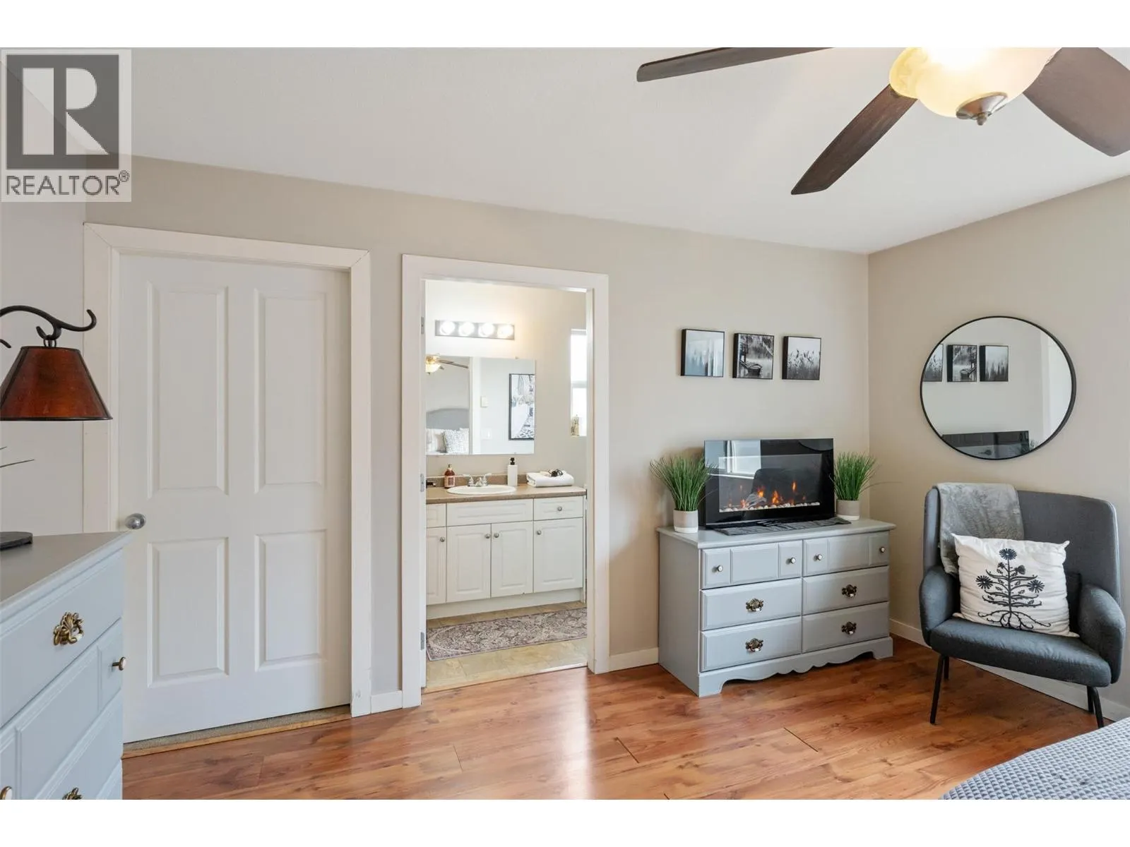 601 9th Street Unit# 8