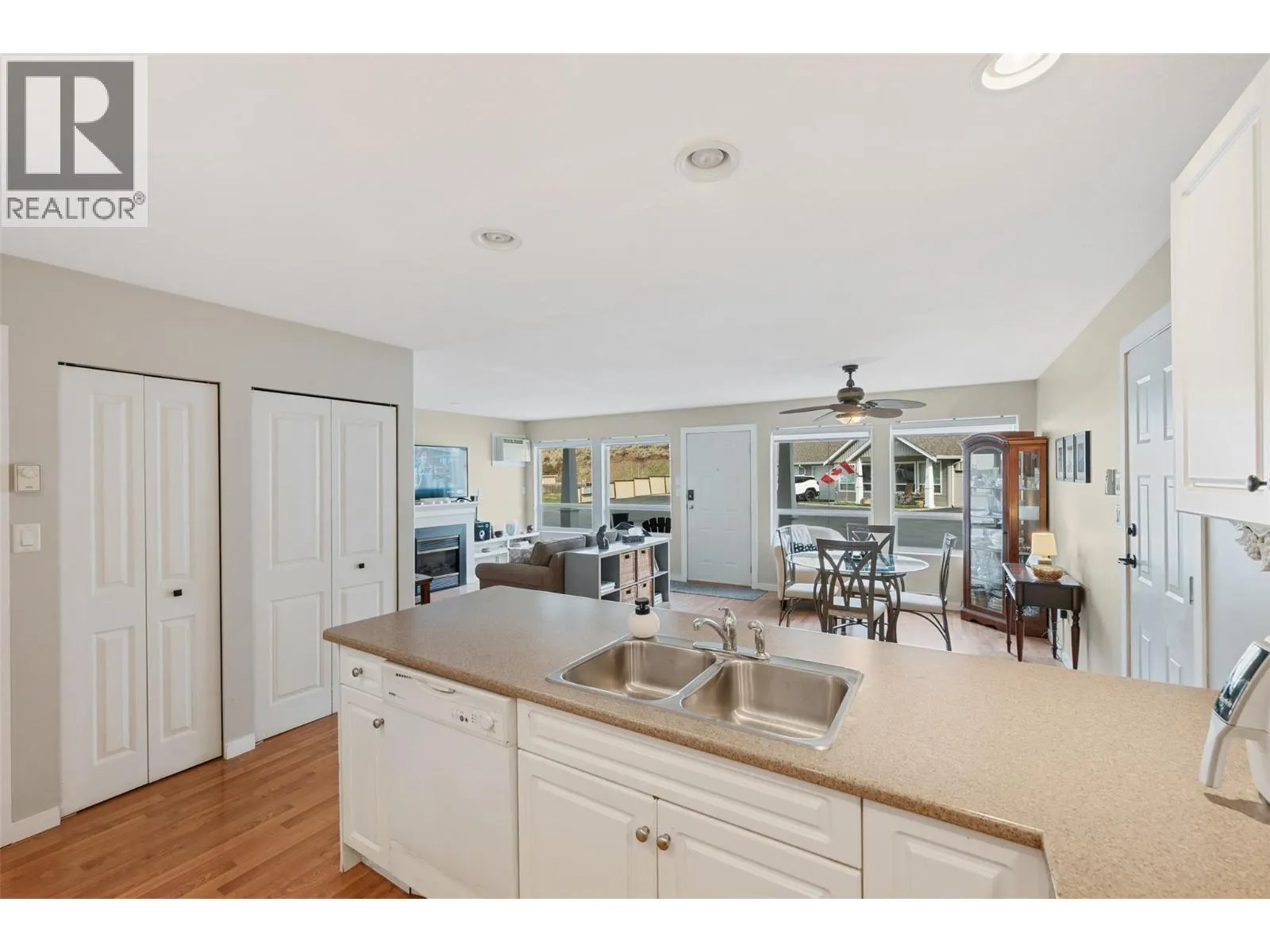 601 9th Street Unit# 8